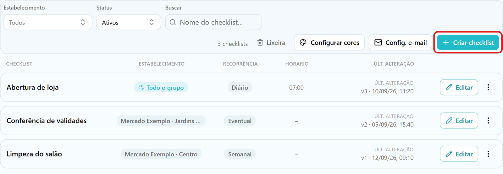 Lista de checklists com três checklists de exemplo e o botão Criar checklist destacado à direita da barra de filtros.